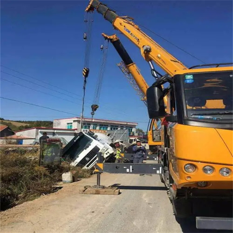 开福吊车道路救援多少钱